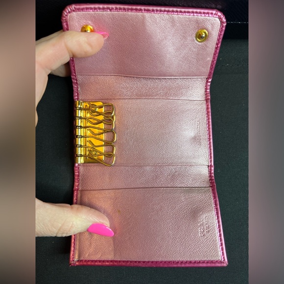 Authentic Pink Prada Key wallet - Picture 4 of 10